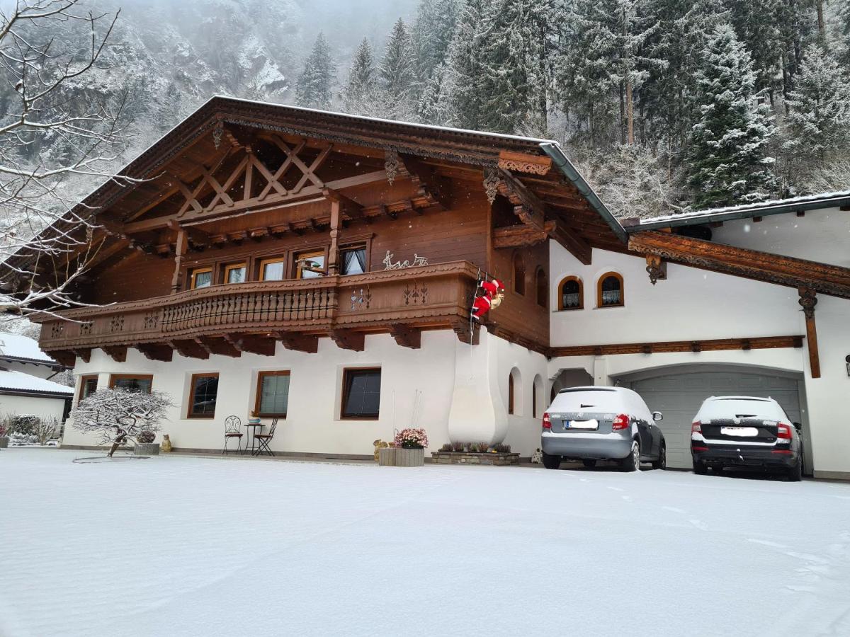 Apartment Am Ziller Schwendau Exterior foto